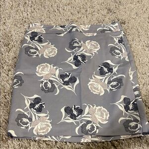 Ann Taylor Floral Skirt in Gray and Cream